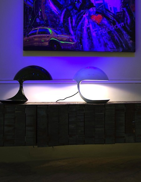 Lámpara de mesa icónica Cobra - Martinelli Luce